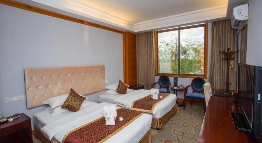 Dork Jumpa Hotel Vientiane Exterior foto