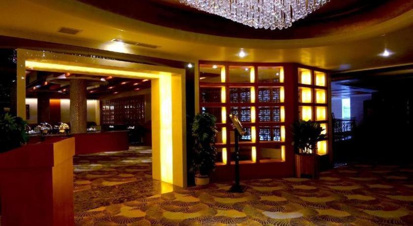 Dork Jumpa Hotel Vientiane Exterior foto