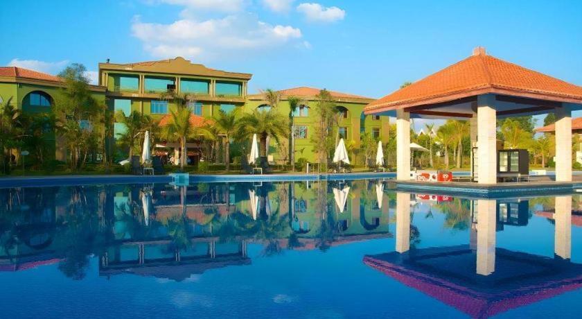 Dork Jumpa Hotel Vientiane Exterior foto